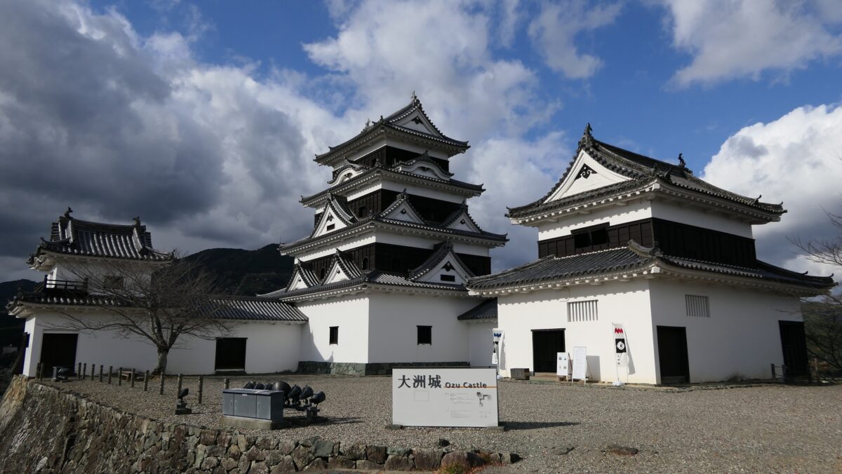 2022年9月 – 日本200名城バイリンガル (Japan's top 200 castles and 